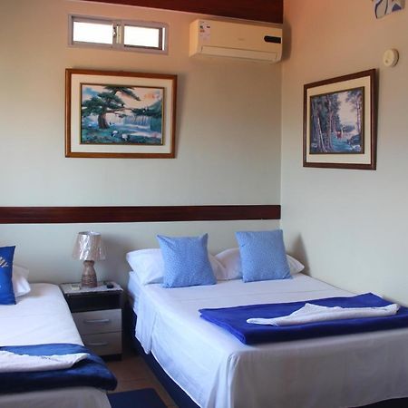 Hostal Romy Puerto Baquerizo Moreno Exteriér fotografie