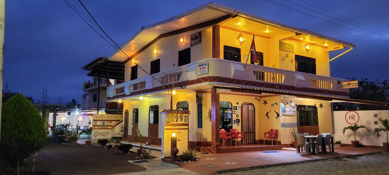 Hostal Romy Puerto Baquerizo Moreno Exteriér fotografie