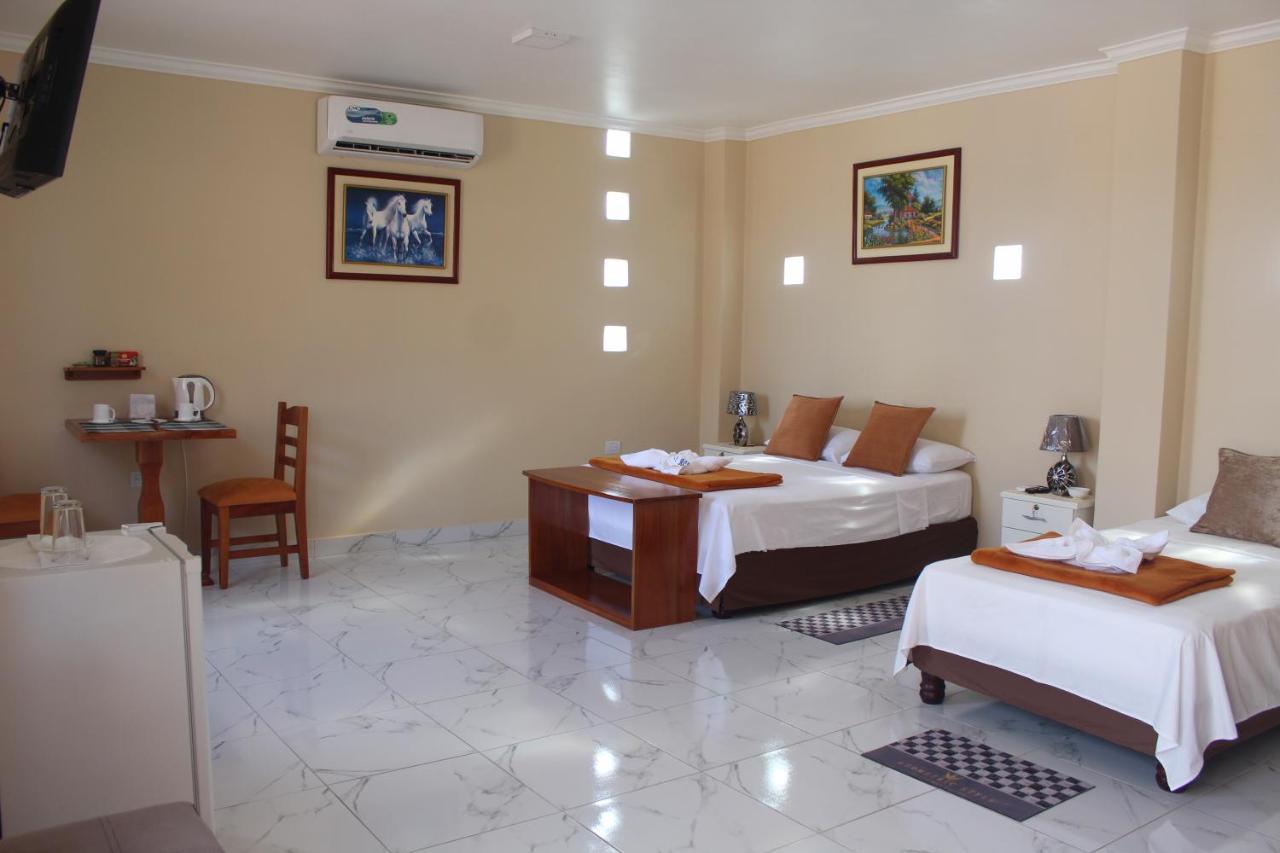 Hostal Romy Puerto Baquerizo Moreno Exteriér fotografie