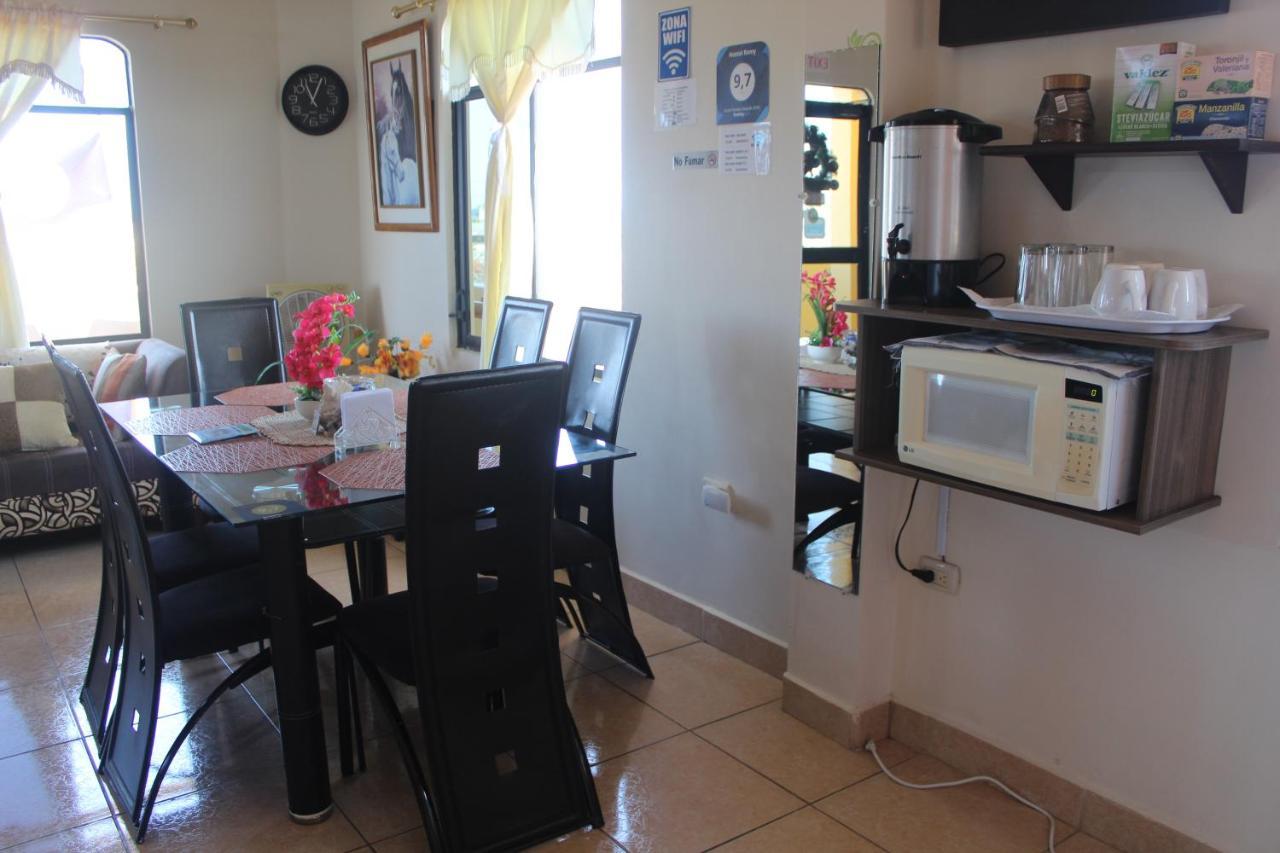 Hostal Romy Puerto Baquerizo Moreno Exteriér fotografie